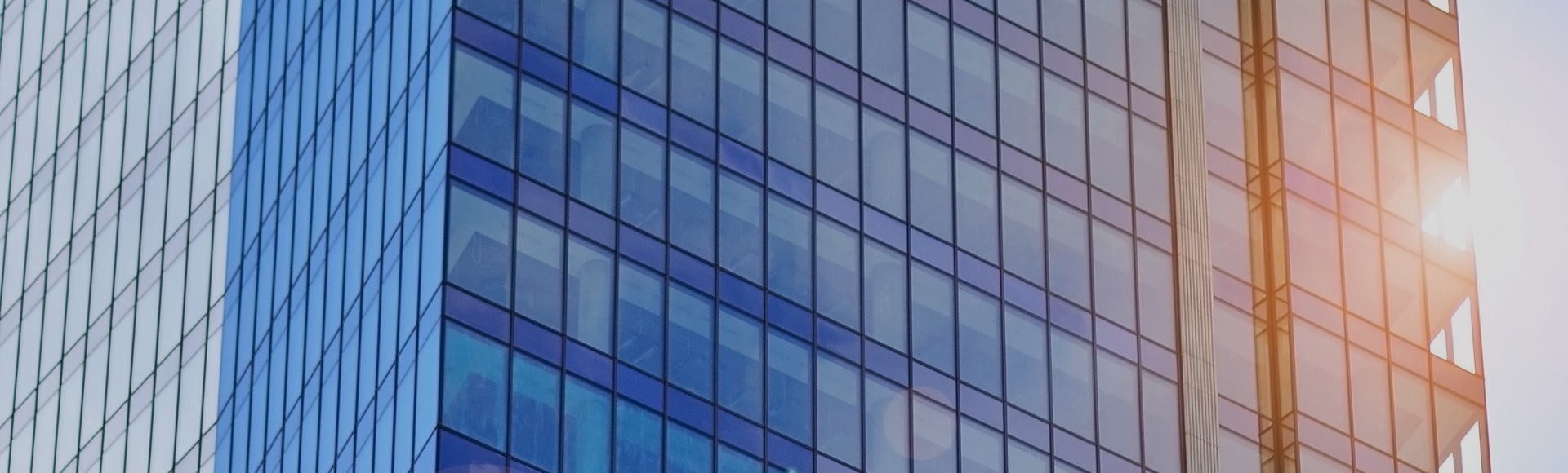 初尝人妻滑进去了莹莹视频