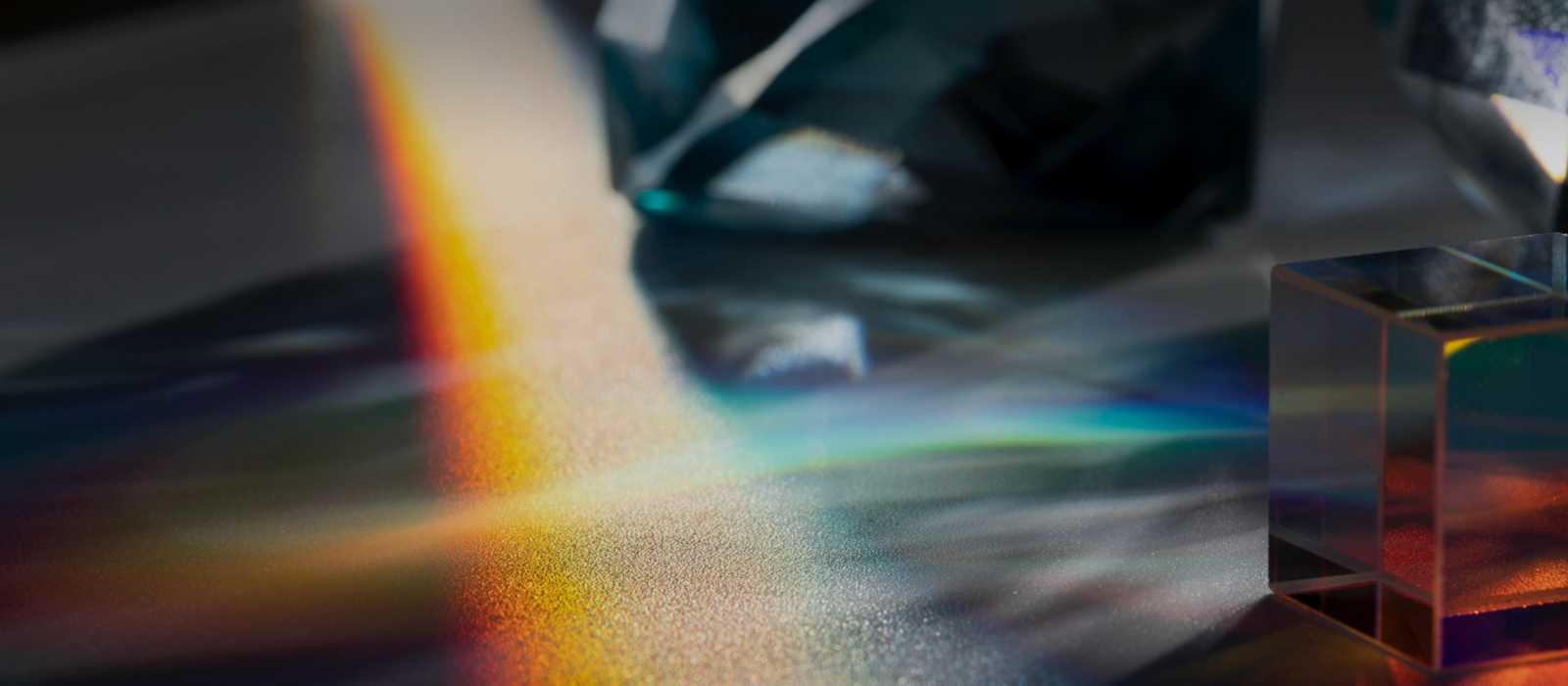 初尝人妻滑进去了莹莹视频