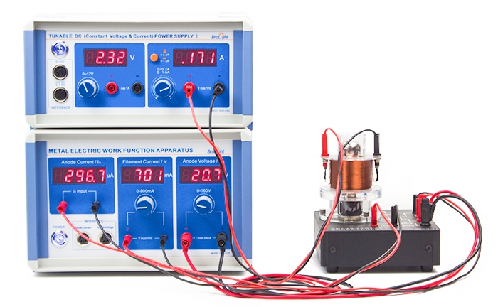 初尝人妻滑进去了莹莹视频