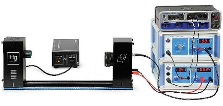 初尝人妻滑进去了莹莹视频