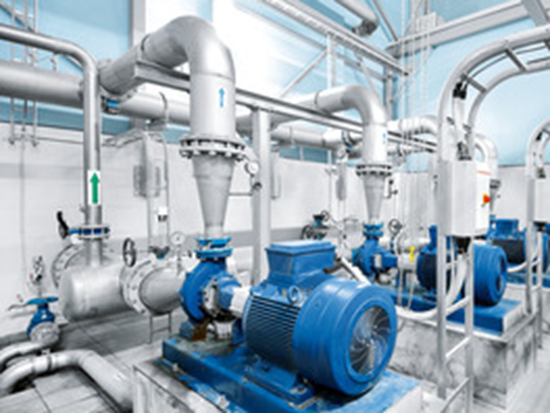 初尝人妻滑进去了莹莹视频