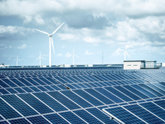 初尝人妻滑进去了莹莹视频