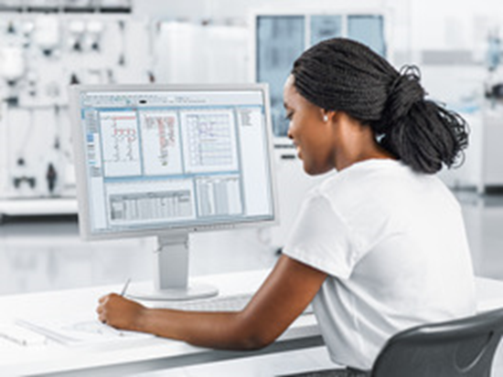 初尝人妻滑进去了莹莹视频