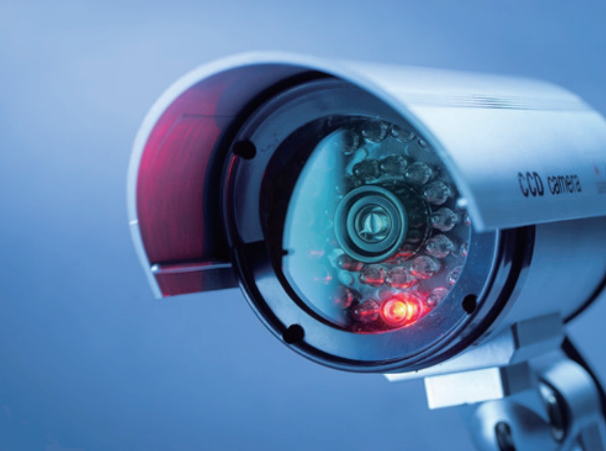 初尝人妻滑进去了莹莹视频