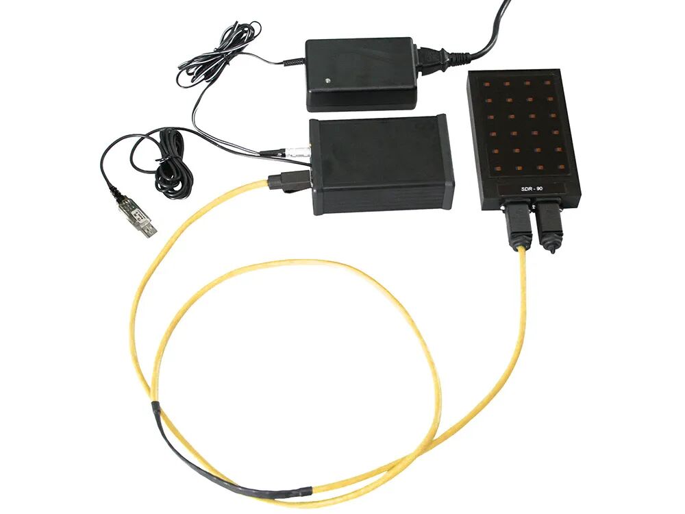 初尝人妻滑进去了莹莹视频