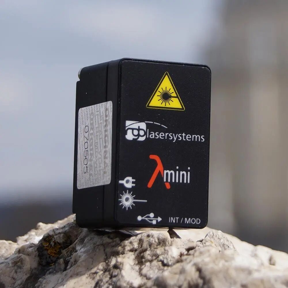 初尝人妻滑进去了莹莹视频