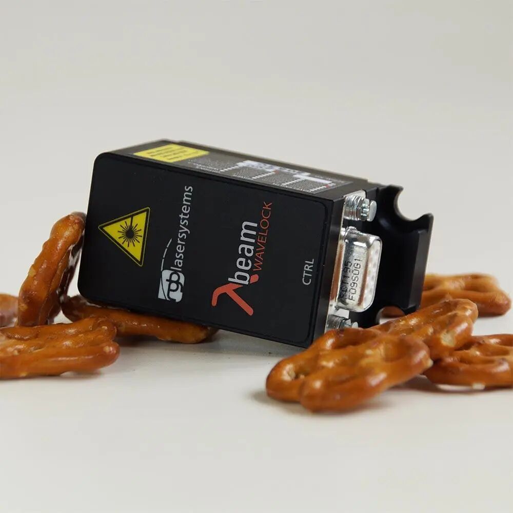 初尝人妻滑进去了莹莹视频